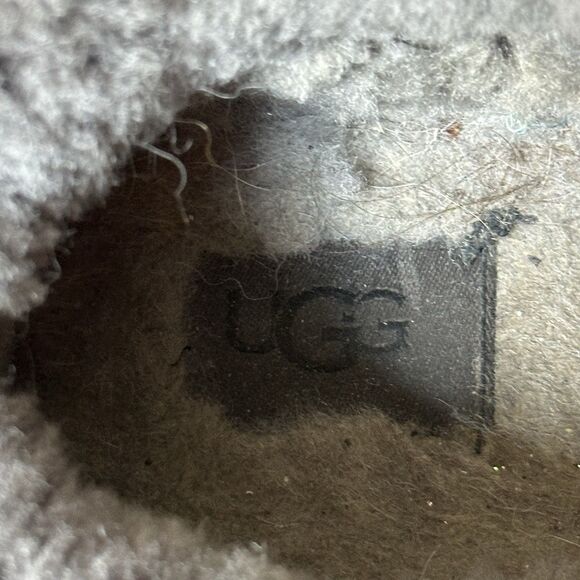 Ugg Wrinn Shearling Cuffed Slippers Sz 8 Winter Cozy - Picture 13 of 14
